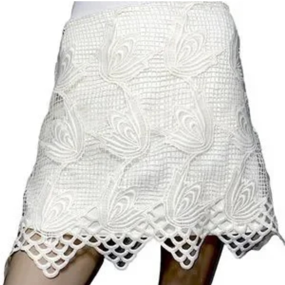 Sans Souci Elegant White Lace Skirt bridal size small